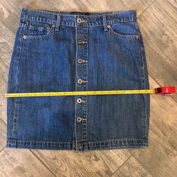 Lucky brand denim button front skirt. Size 8. - Picture 5 of 6
